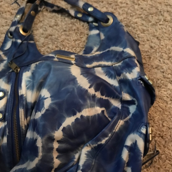 Handbag - Picture 2 of 2